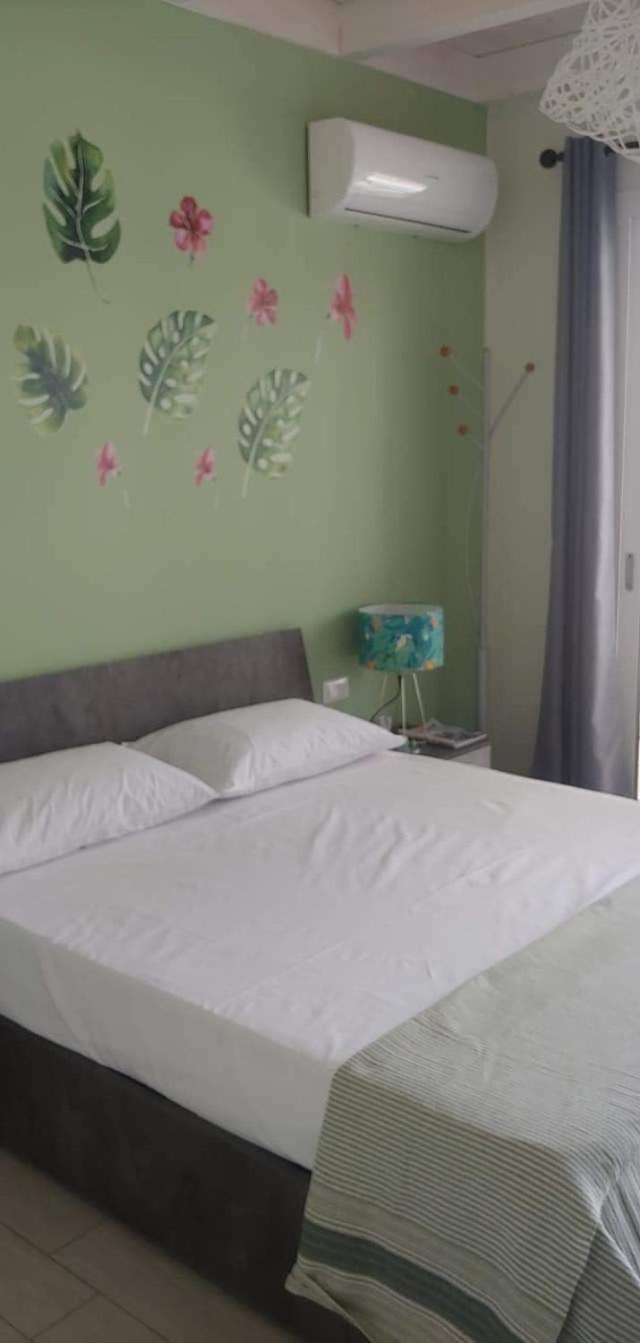 Il Fenicottero Rosa Bed & Breakfast Capitana Exterior photo
